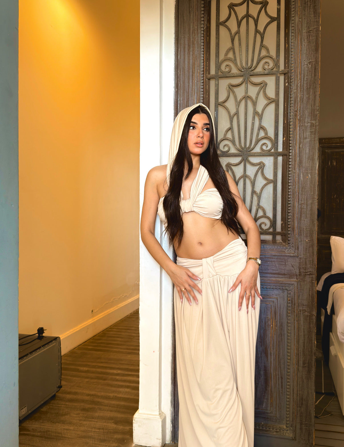 Beige Nefertiri set
