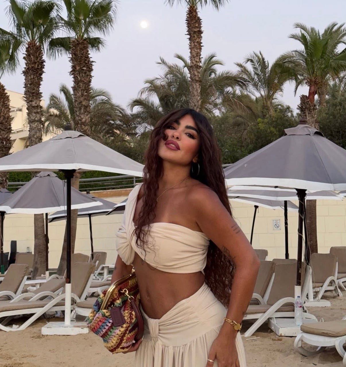 Beige Nefertiri set
